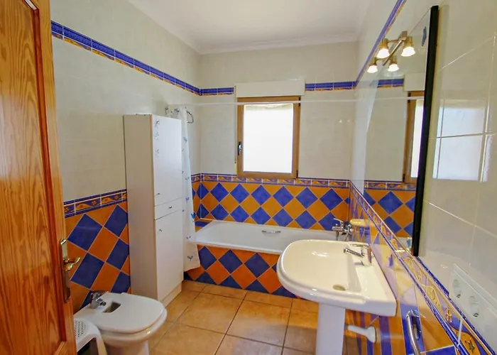 Marques - With Private Swimming Pool In Вилла *