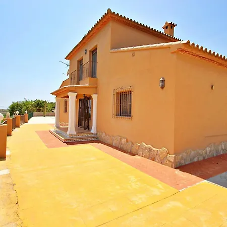 Marques - With Private Swimming Pool In Villa *