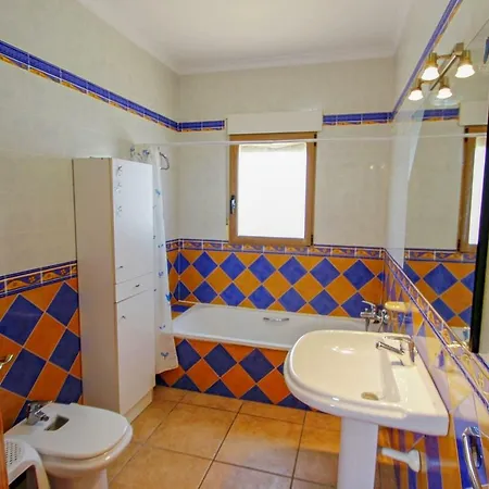 Marques - With Private Swimming Pool In Villa *